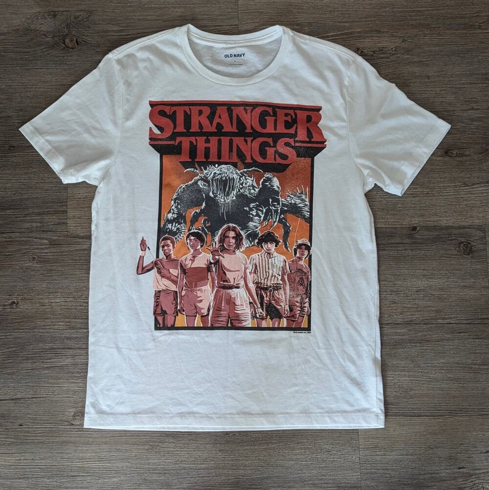 Mint Condition Old Navy STRANGER THINGS Graphic T Shirt Tee Size SMALL